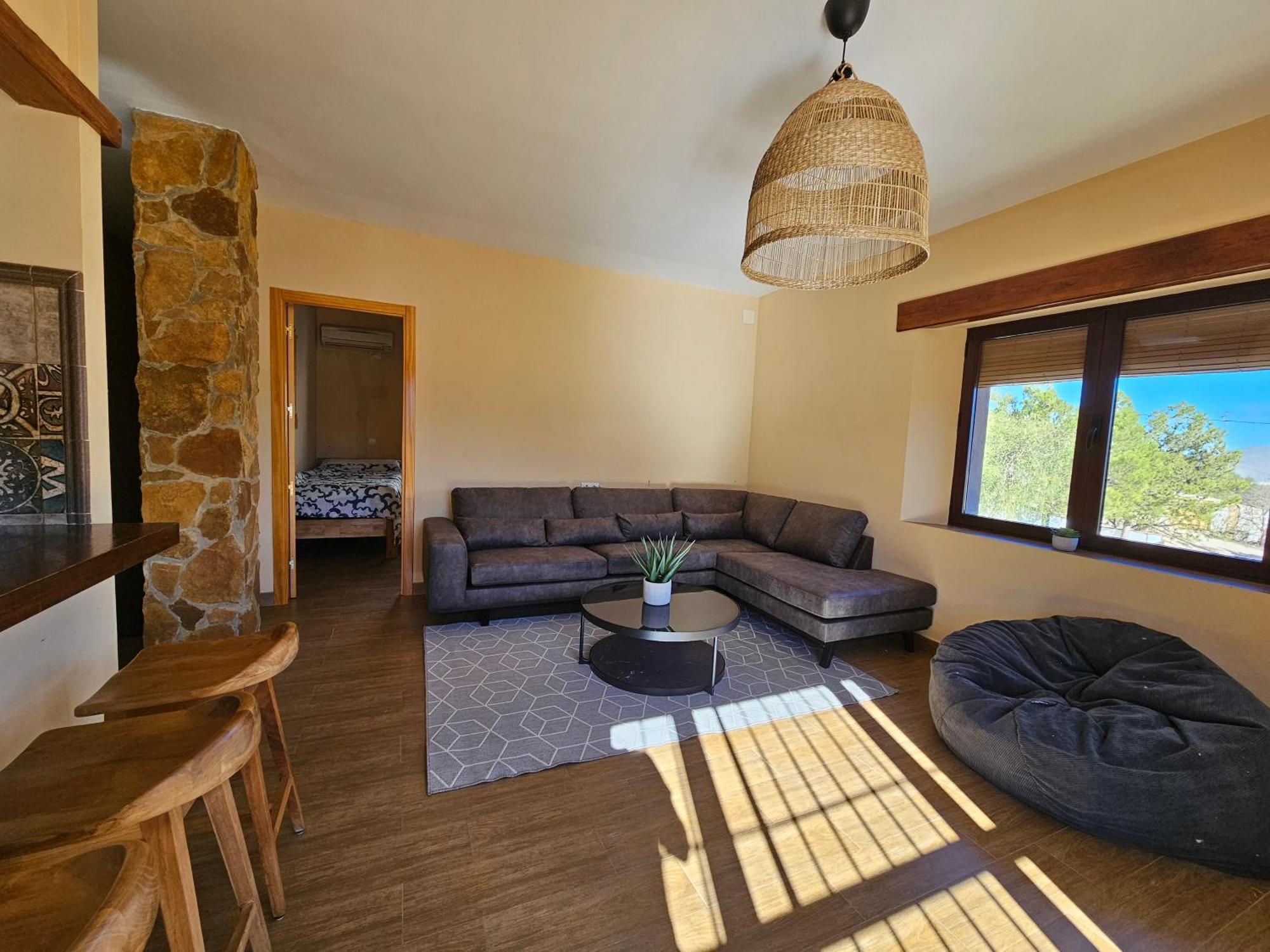 Lolo Villa